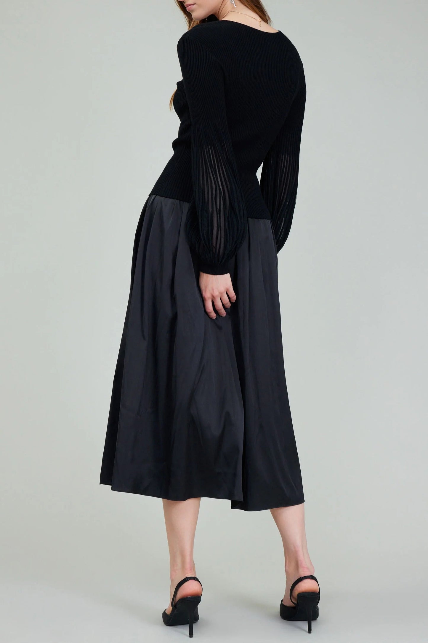 Ruby & Jenna Women's Round Neck Sweater Dress Set