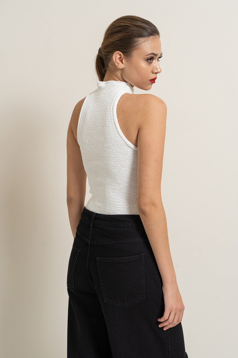 Kikiriki Women's Offwhite Mock Neck Sleeveless Top