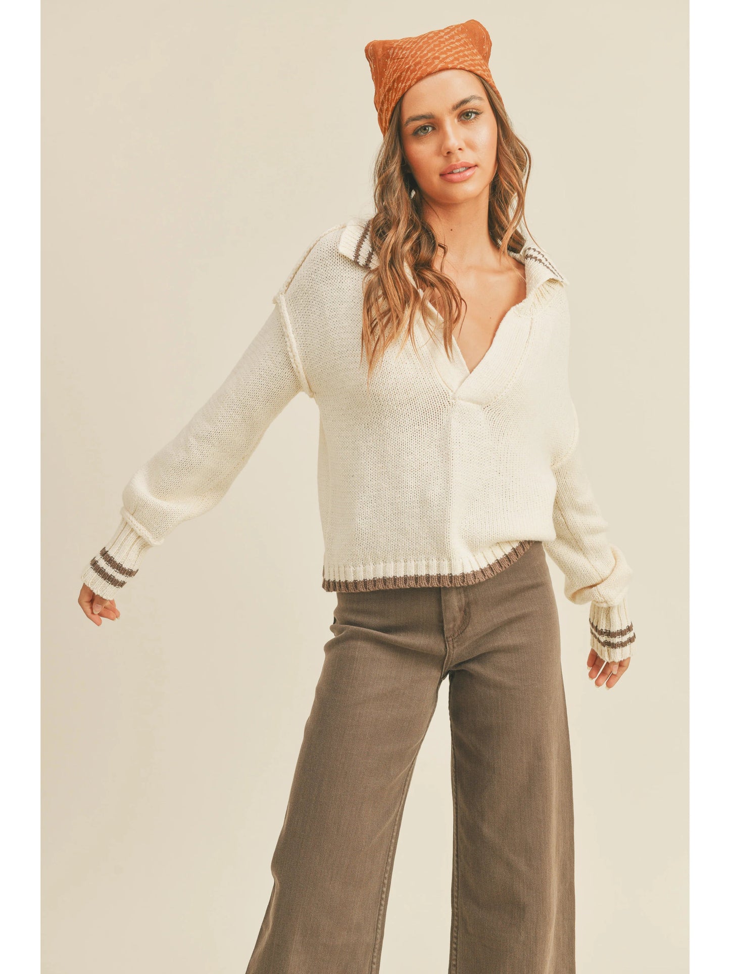 Ruby & Jenna Women's COLOR CONTRASTED COLLAR SWEATER TOP