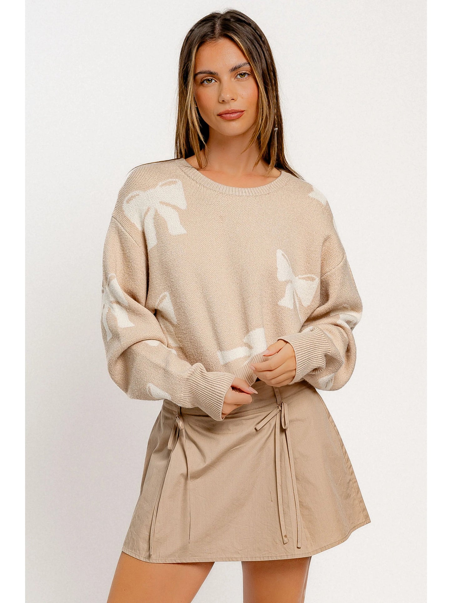 Ruby & Jenna Women's Round Neck Ribbon Print Crop Sweater