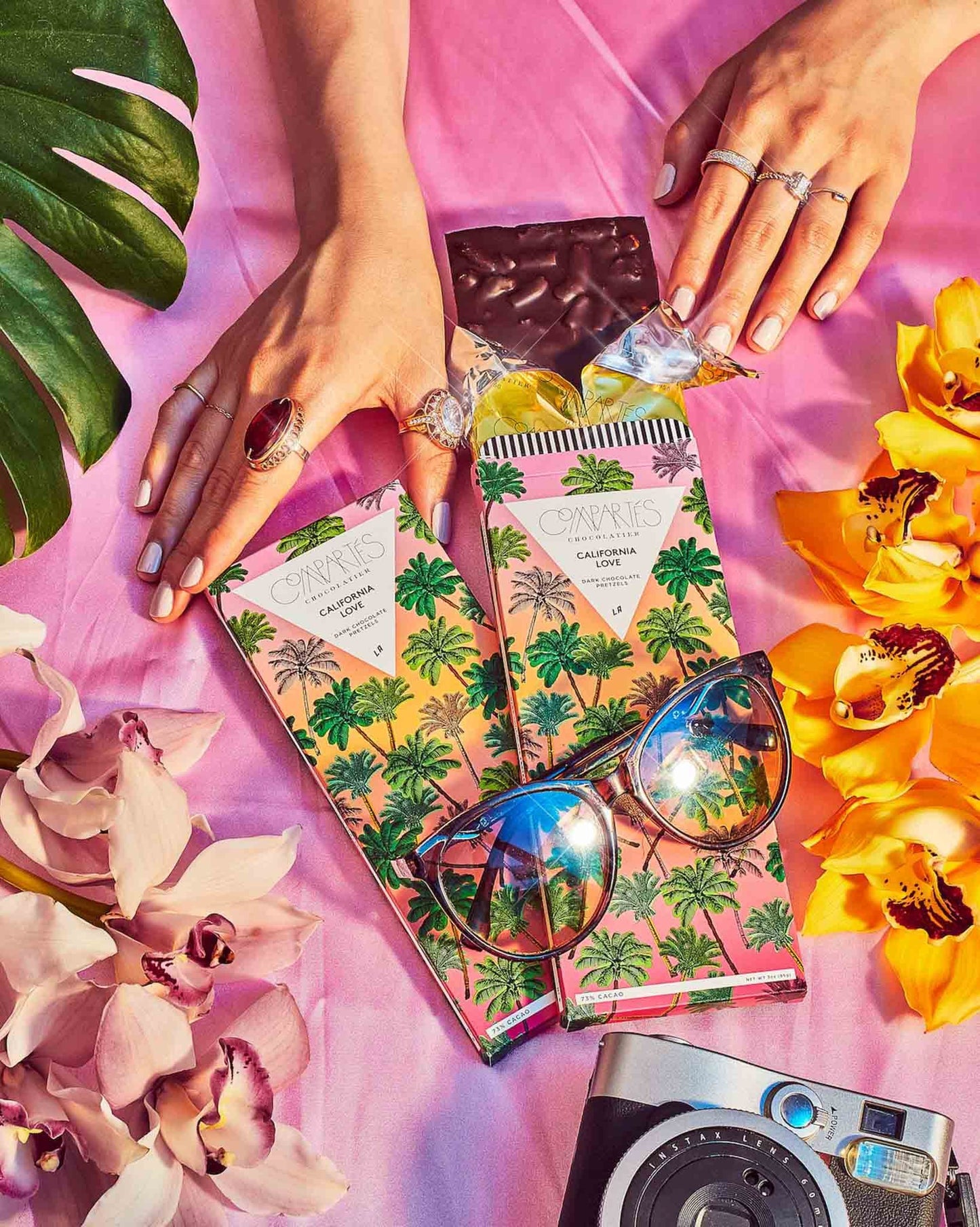 Compartes Chocolates California Love Pretzel Chocolate Bar