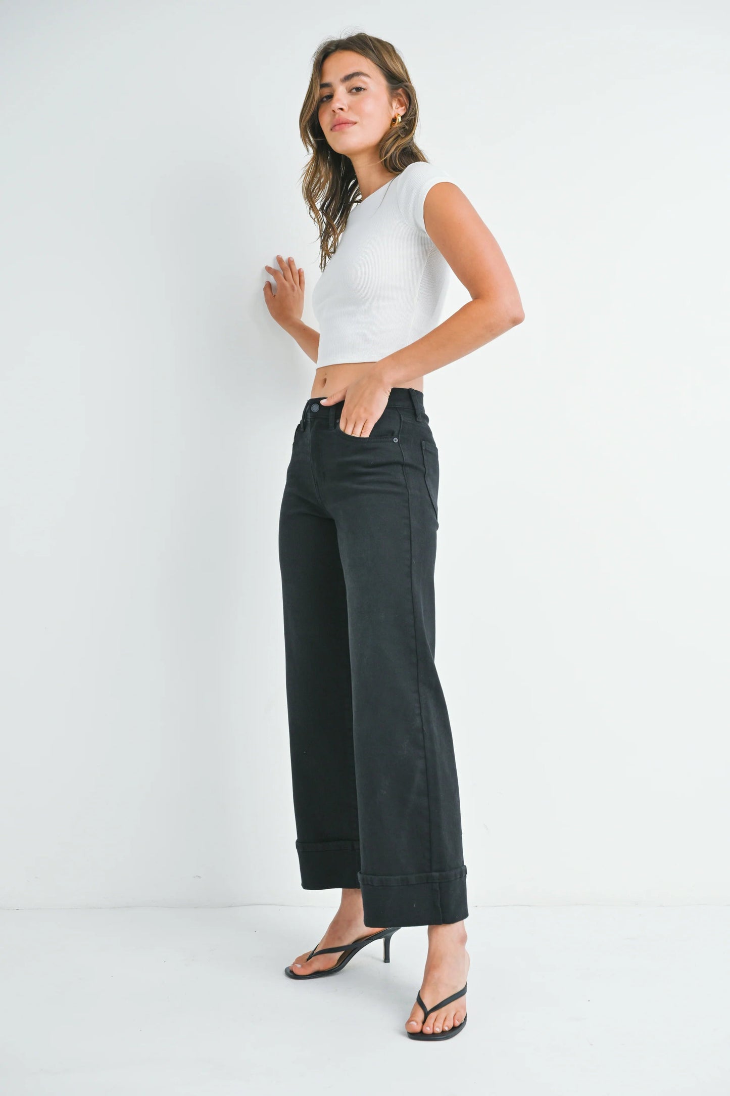 Ruby & Jenna Women's Just Black - Cuffed Palazzo Jean