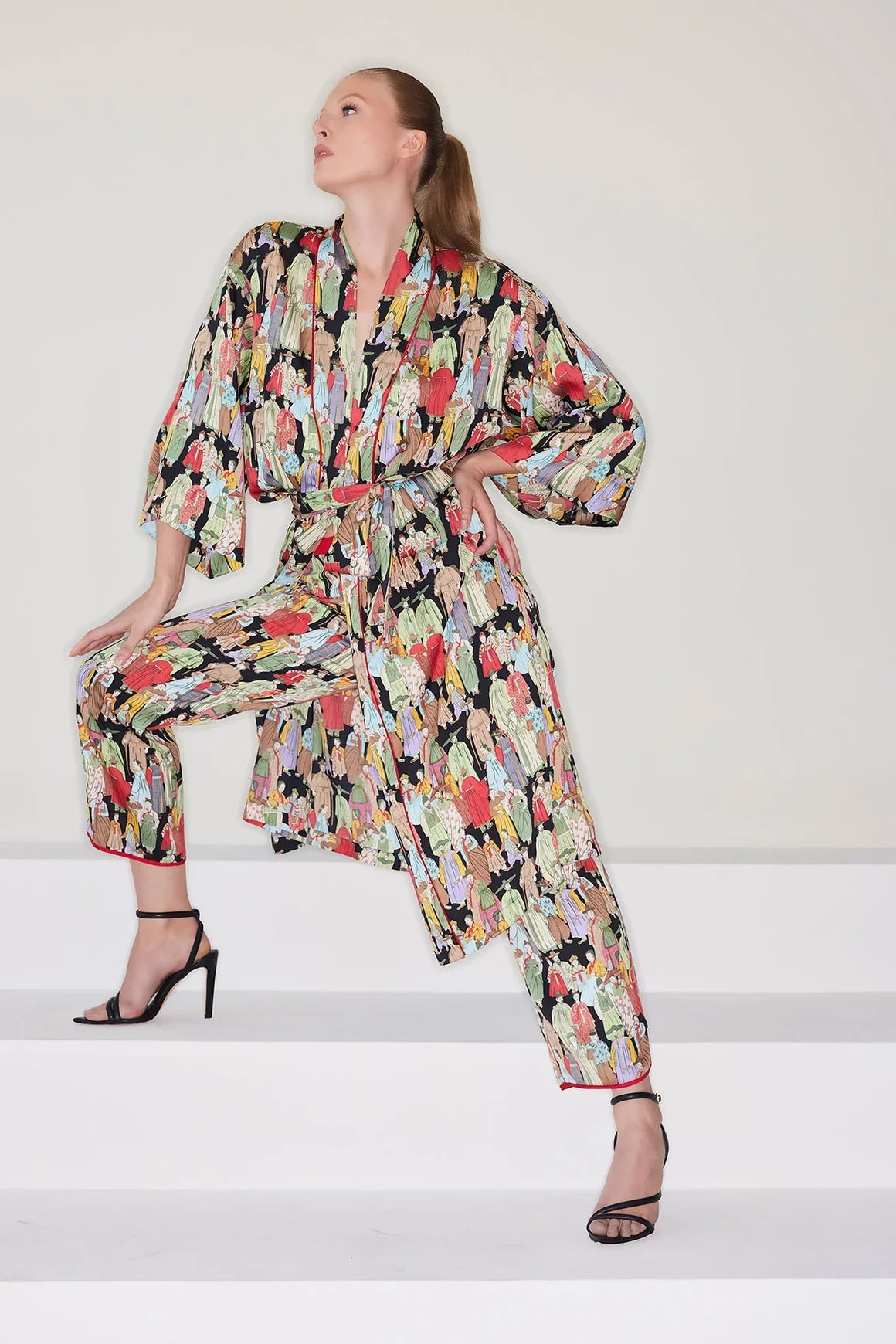 Natori Dynasty Robe - Black