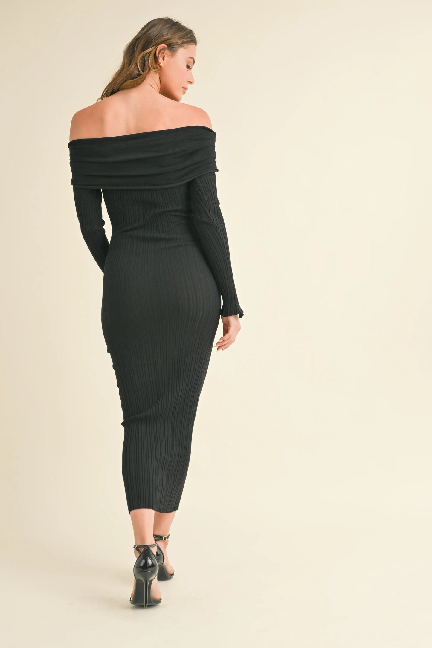 Ruby & Jenna Women's Off Shoulder Sweater Maxi Dress