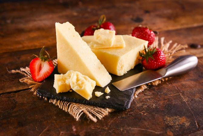Dorothy Lane A Fine British Cheddar Flight