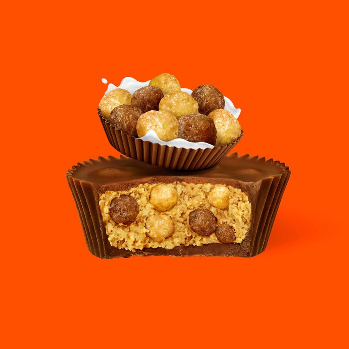 REESE'S Big Cup Milk Chocolate Peanut Butter Cups with REESE'S PUFFS Cereal Candy Packs, 1.2 oz (16 Count)