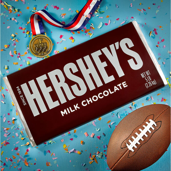 HERSHEY'S World's Largest Milk Chocolate 5lb Candy Bar