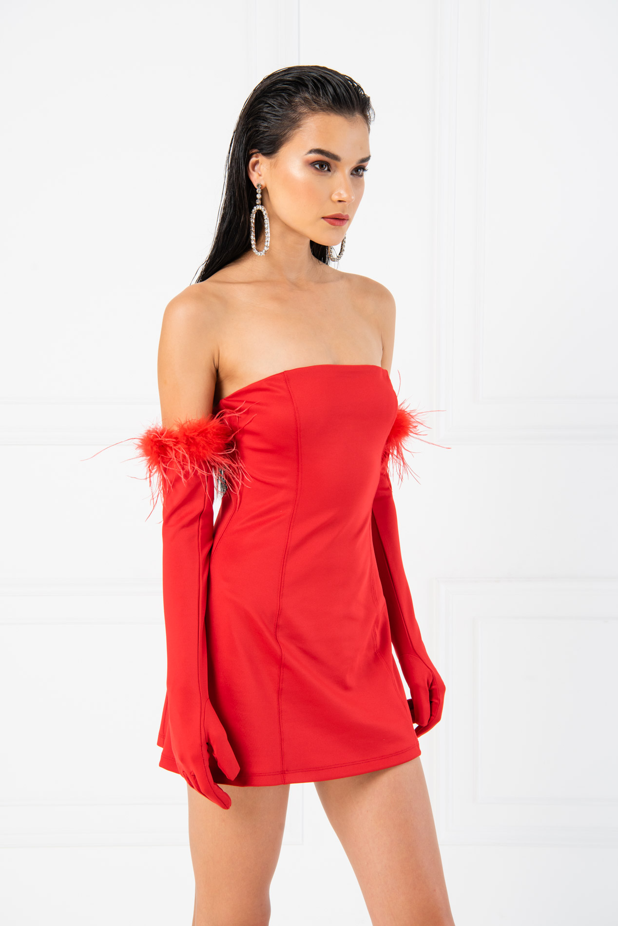 Kikiriki Women's Red Off The Shoulder Mini Dress With Glove