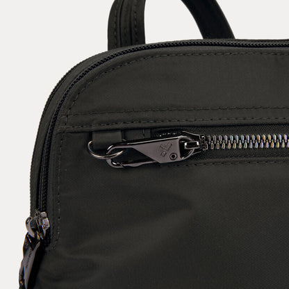 Travelon Anti-Theft Tailored E/W Organizer