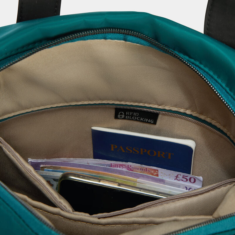 Travelon Anti-Theft Addison Large Backpack