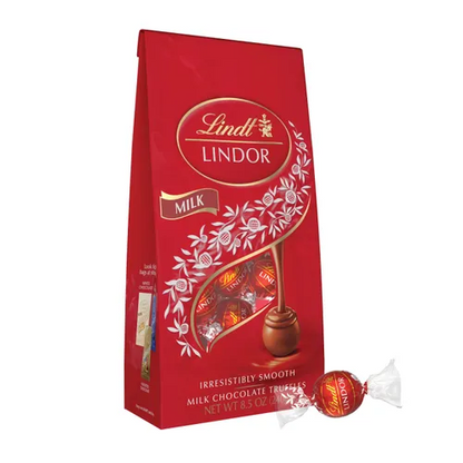 Lindt Chocolate Milk Chocolate LINDOR Truffles 20-pc Bag (8.5 oz)