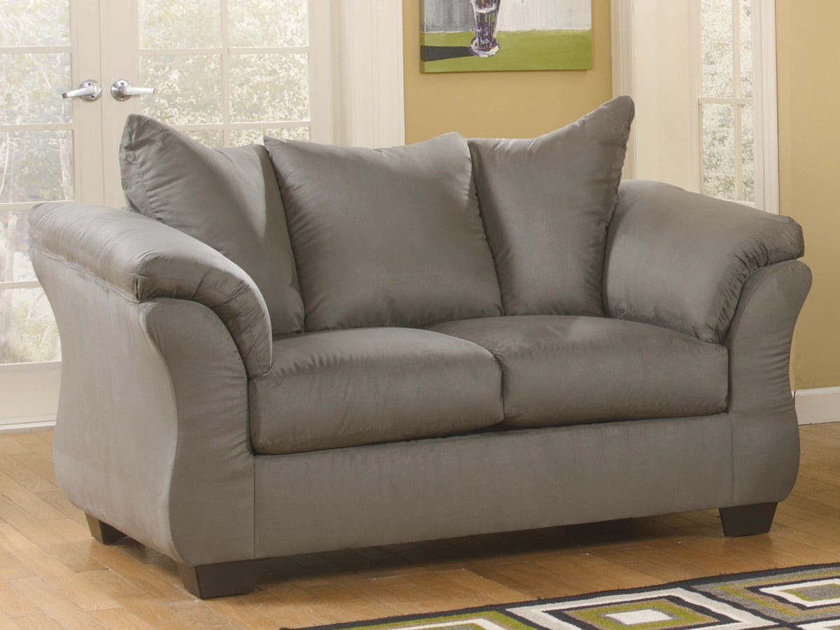 Ashley Furniture Darcy Loveseat