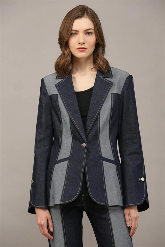 Ruby & Jenna Women's Welt Pocket Two Tone Denim Blazer