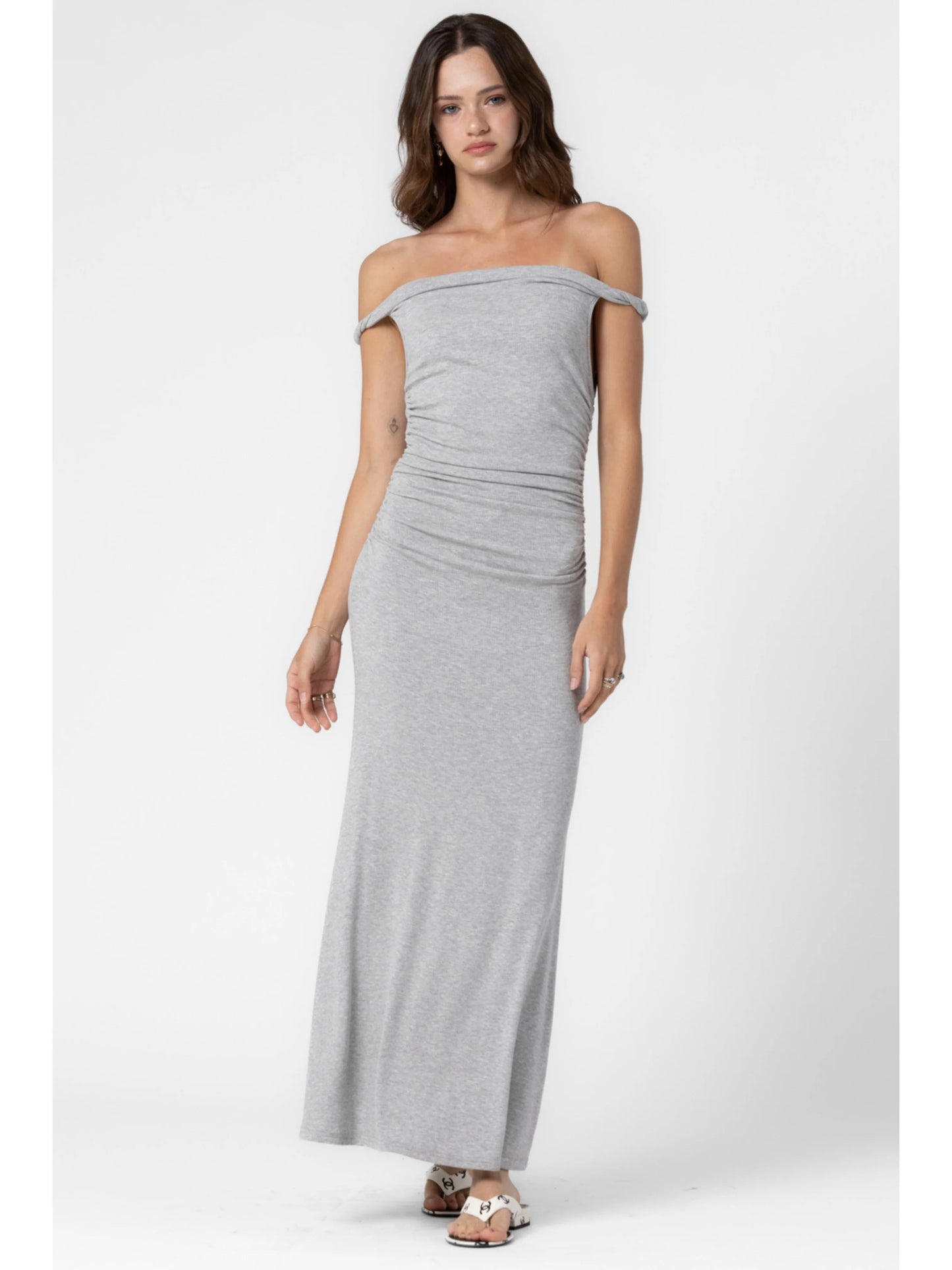 Ruby & Jenna Women's Rib Knit Twist Off Shoulder Dress