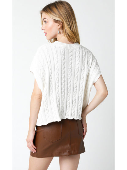 Ruby & Jenna Women's Short Sleeve Cable Sweater