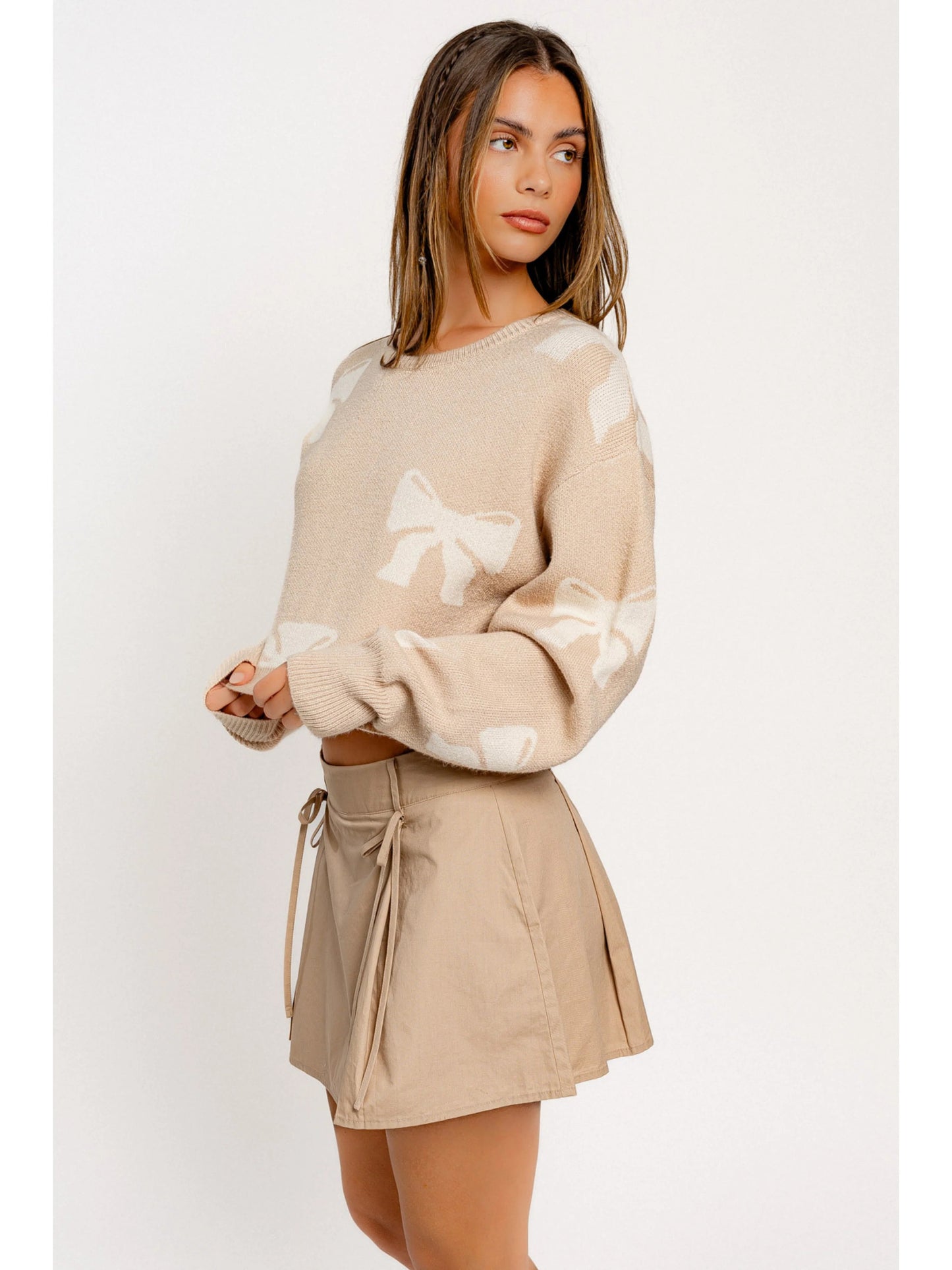 Ruby & Jenna Women's Round Neck Ribbon Print Crop Sweater