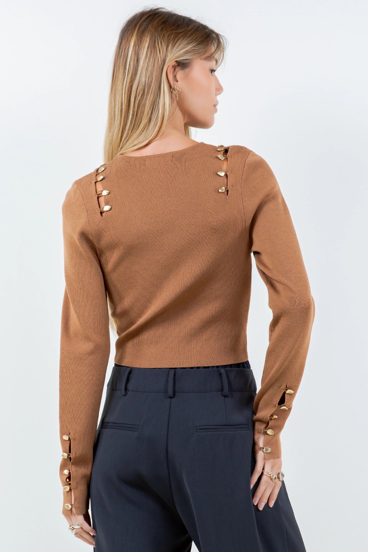 Ruby & Jenna Women's Abstract Button Detailed Knitdown Sweater