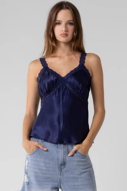 Ruby & Jenna Women's Satin Scalloped Lace Tank