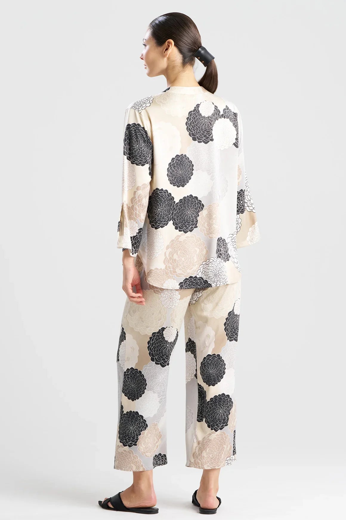 Natori Botanic Melody Satin Long Sleeve PJ - Velvet Mink