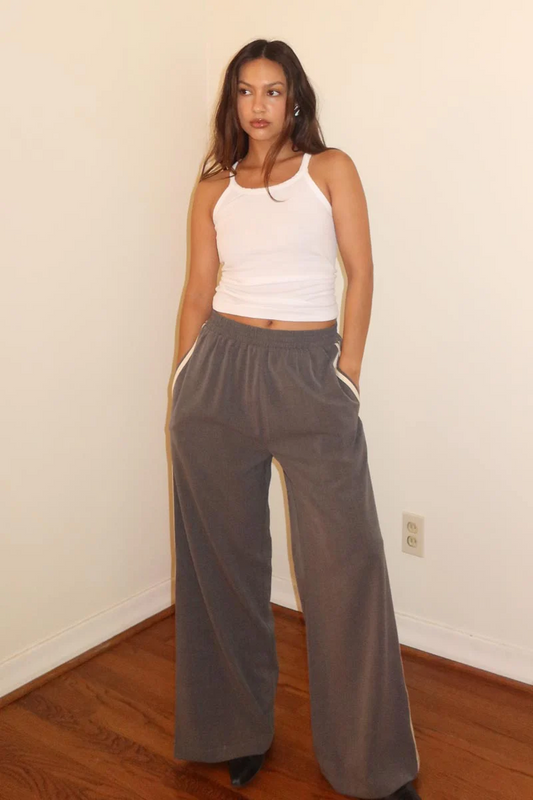 Ruby & Jenna Women's Wide Straight Leg Pant