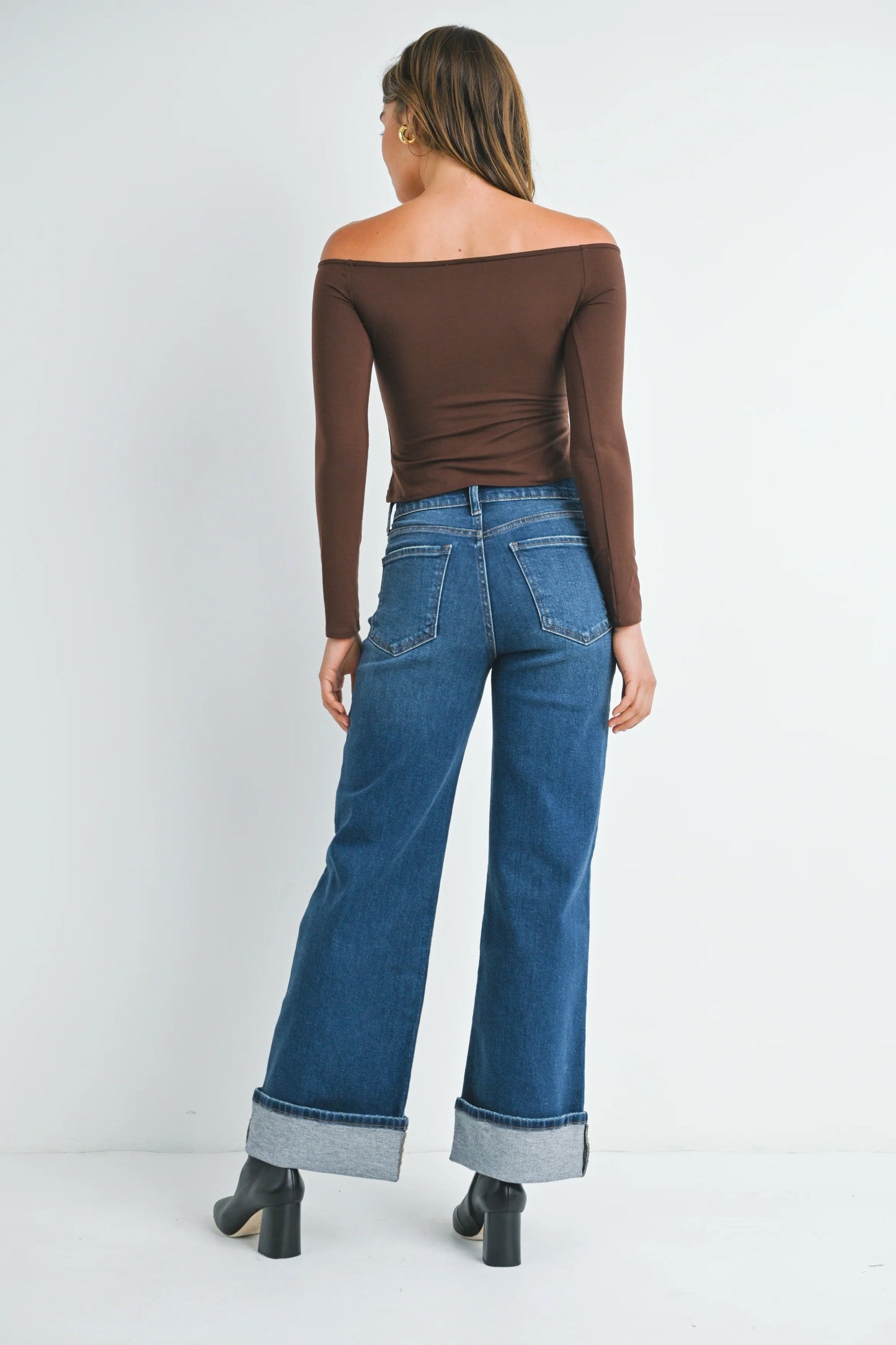 Ruby & Jenna Women's Just Black - Cuffed Palazzo Jean
