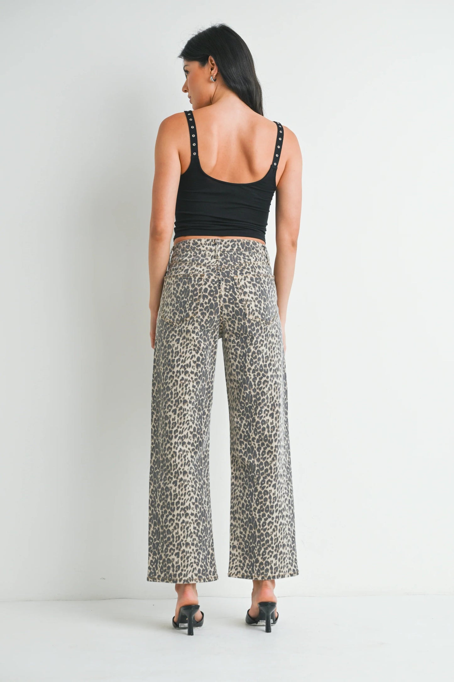 Ruby & Jenna Women's Just Black - High Rise Vintage Straight