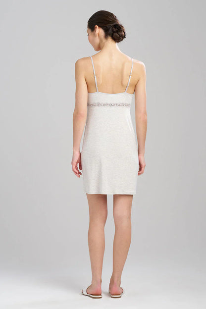 NATORI Feathers Essentials Lenzing Ecovero Viscose Lace Applique Chemise