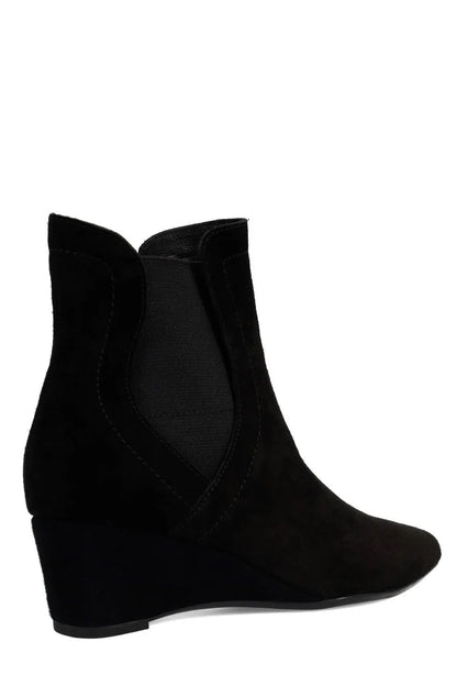 Natori Gaisha-Su Suede Wedge Bootie - Black