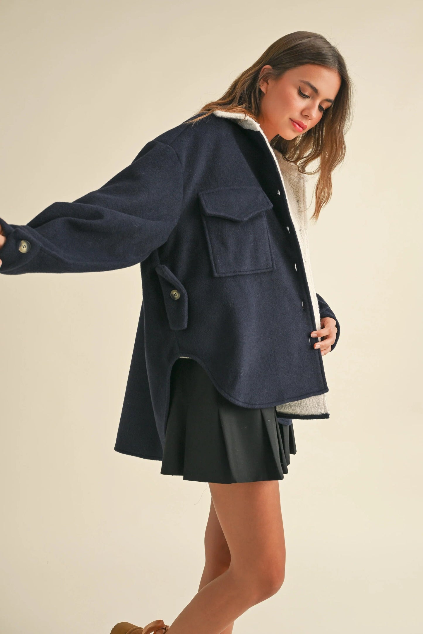 Ruby & Jenna Women's Shearling Collared Shacket