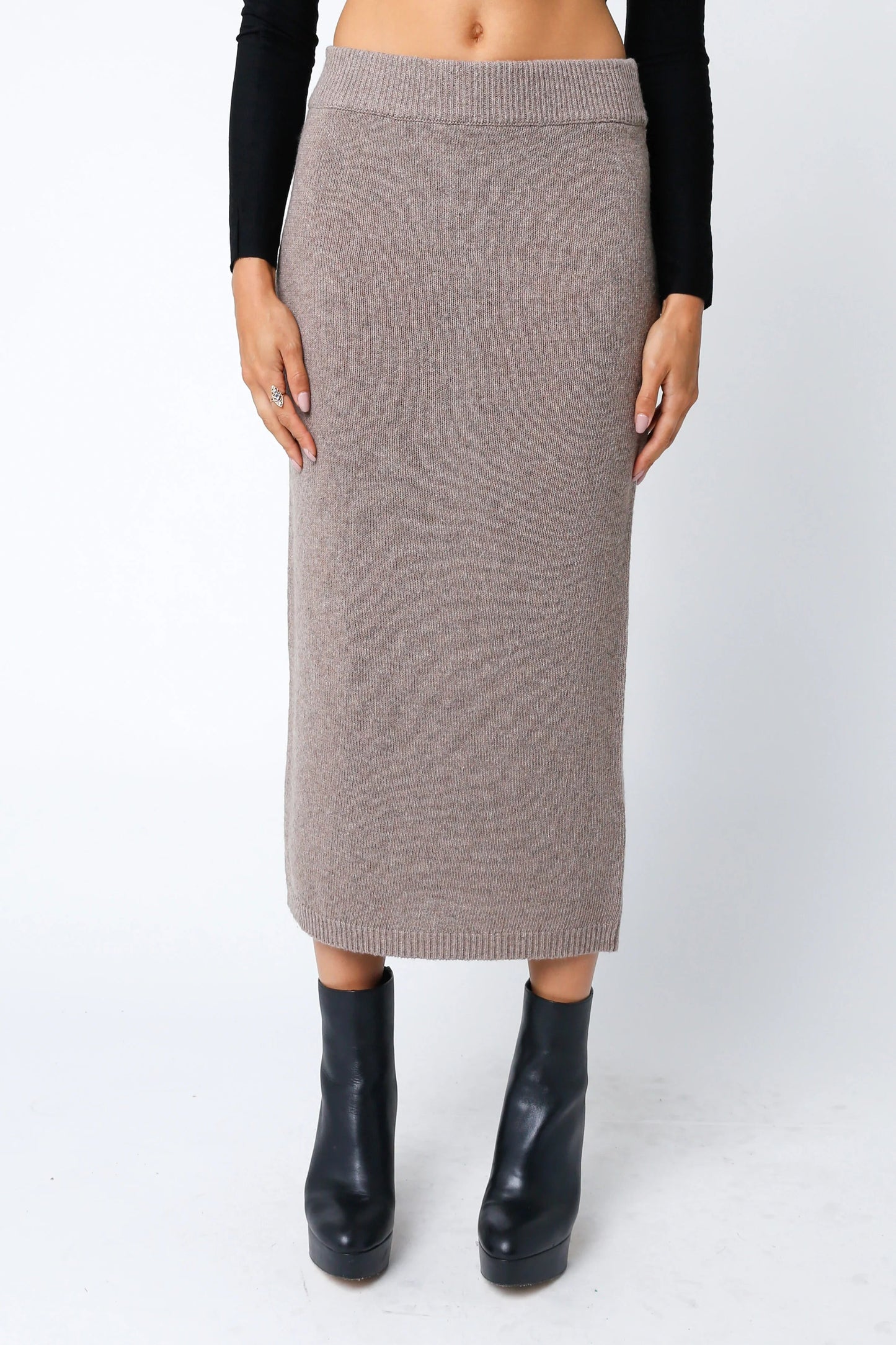 Ruby & Jenna Women's Knit Midi Skirt