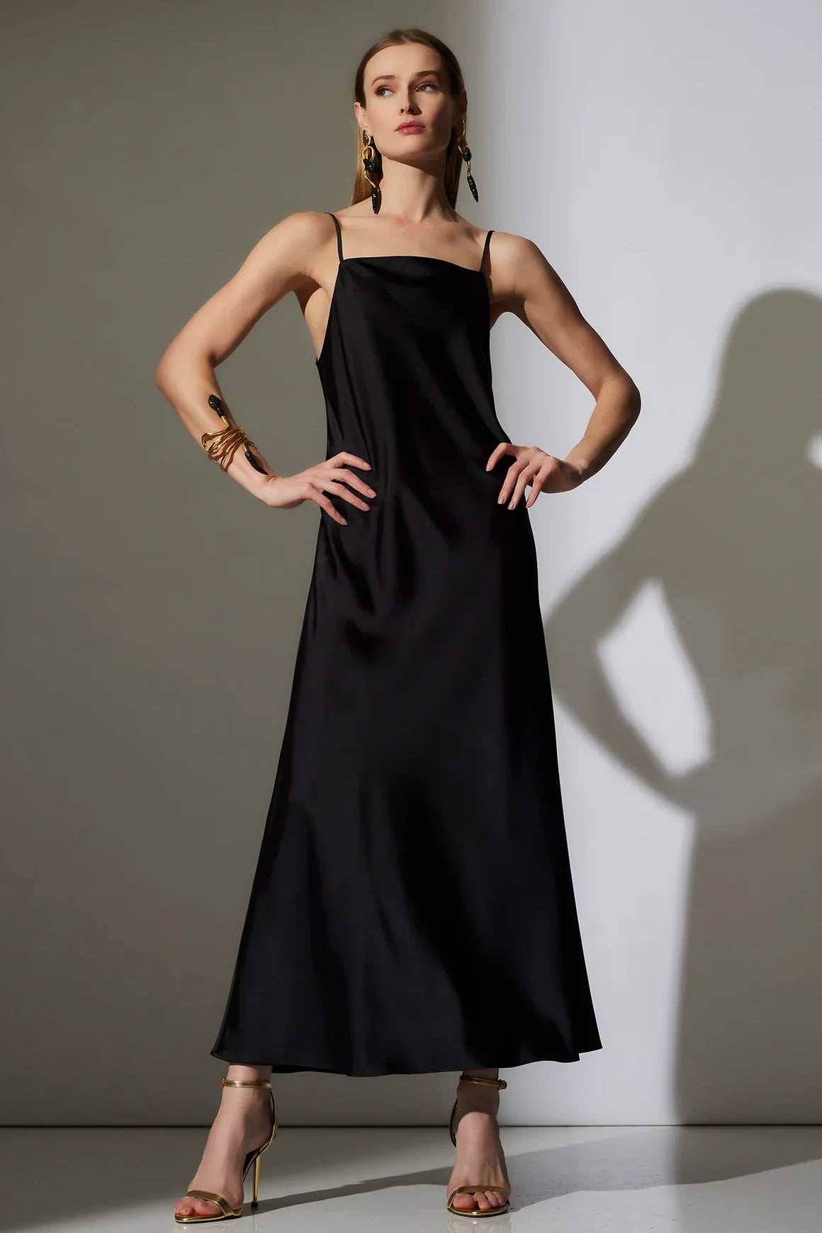 NATORI Luxe Charmeuse Slip Dress