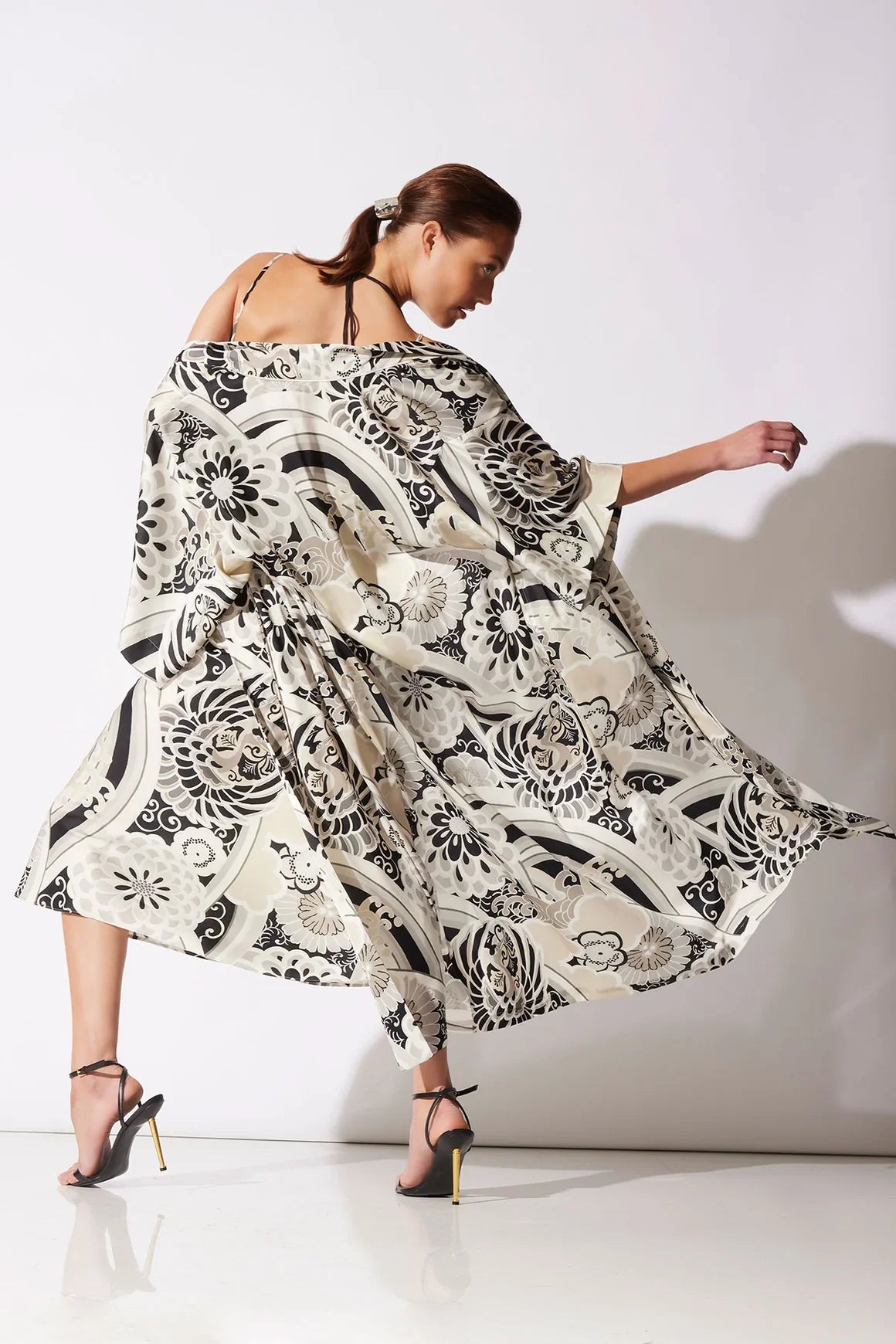 NATORI Medallion Robe