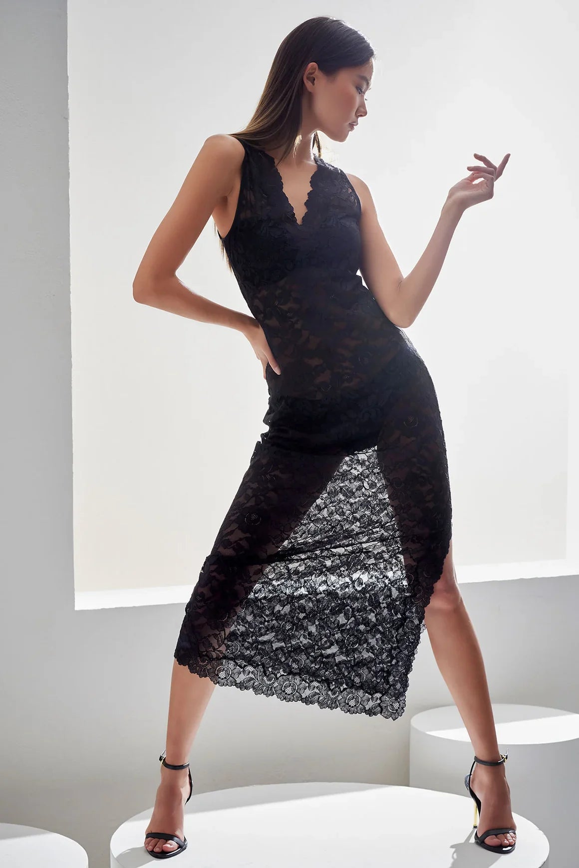 NATORI Peony V-Neck Slip Dress