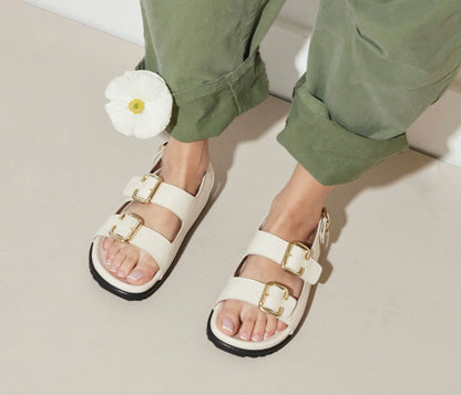 Freda Salvador Piper Buckle Footbed Sandal