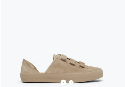 Freda Salvador Libby D'Orsay Sneaker