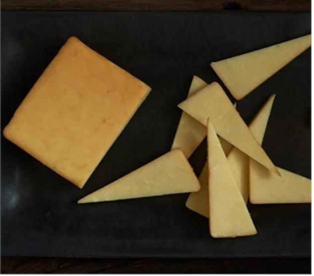 Dakin Farm Grafton Smoked Maple Cheddar