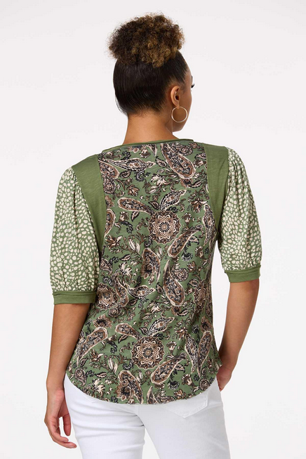 Cato Fashions Women's Paisley Puff Sleeve Top