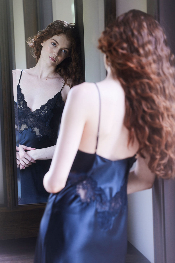 NATORI Peony Glamour Slip Dress - Black