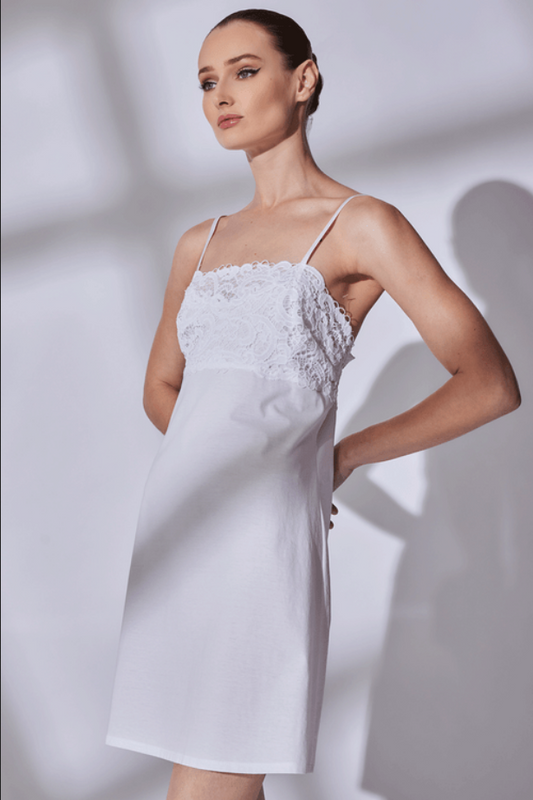 NATORI Bliss Harmony Lace Applique Chemise