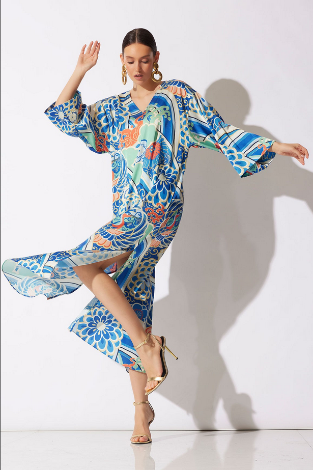 NATORI Medallion V-Neck Caftan