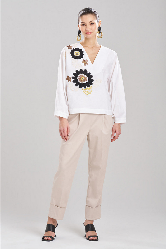 NATORI Cotton Poplin Embroidered V-Neck Top