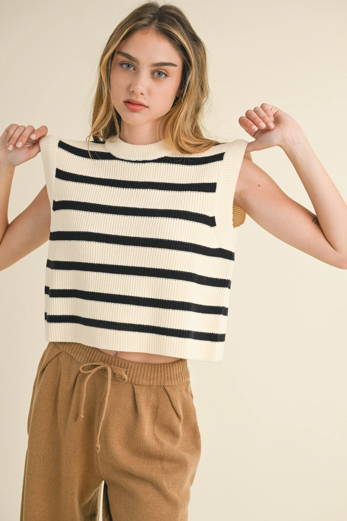 Ruby & Jenna Women's Striped Pattern Sweater Vest