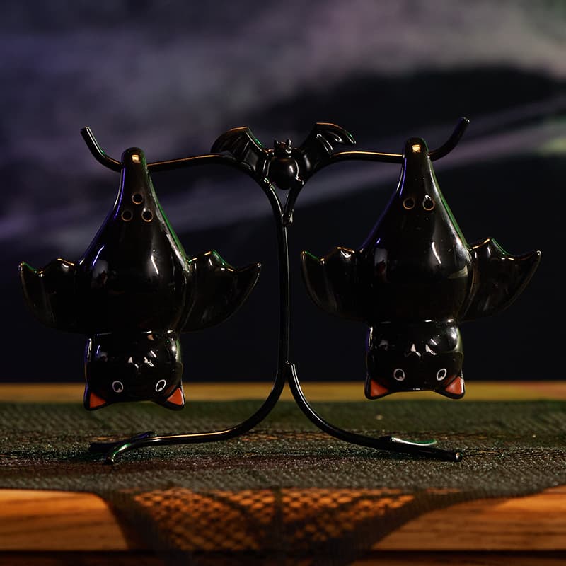 Cracker Barrel Hanging Bats With Stand Salt and Pepper Set