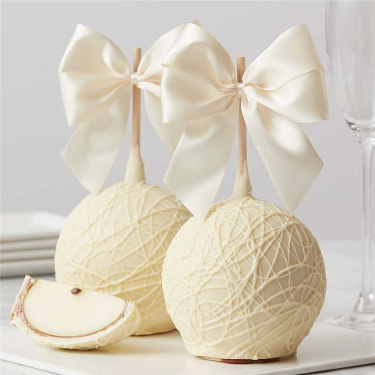 Mrs Prindables White Chocolate Bride Jumbo Caramel Apple Set