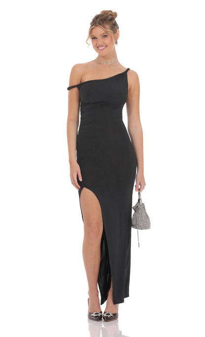 Lucy In The Sky Twist Off Should Maxi Dress in Black