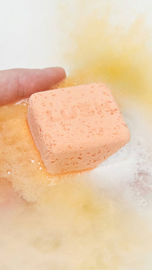 Lush Cold Water Soother Bath Bomb