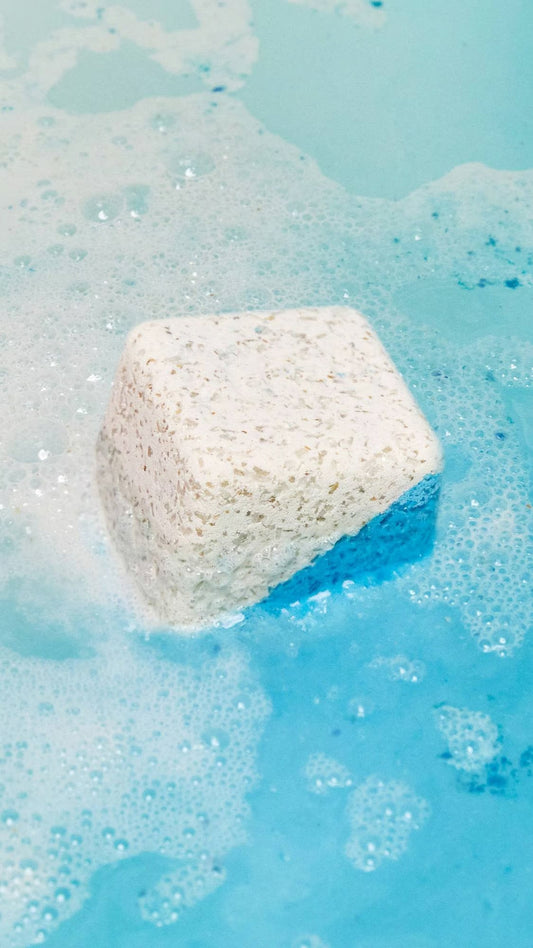 Lush Dream Cream Epsom Salt Cube Bath Bomb