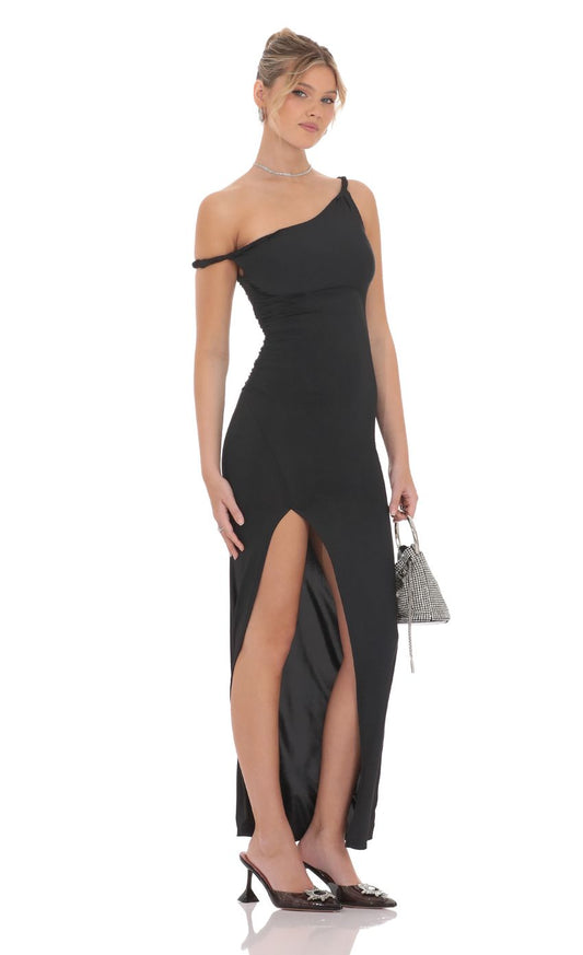 Lucy In The Sky Twist Off Should Maxi Dress in Black