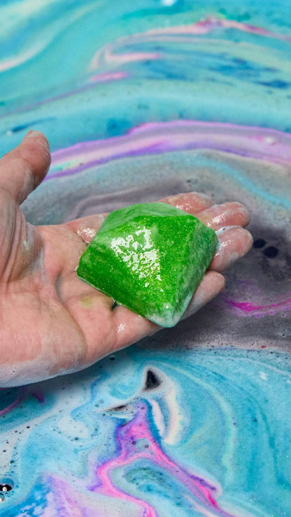 Lush Giant Intergalactic Bath Bomb