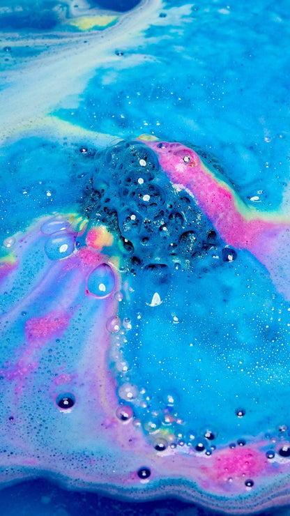 Lush Giant Intergalactic Bath Bomb